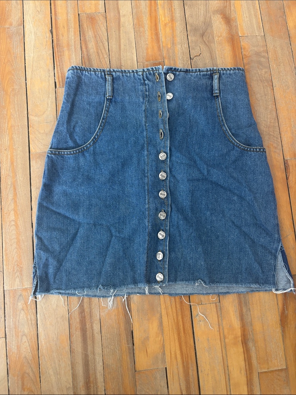 Button-Front Denim Mini Skirt in Blue